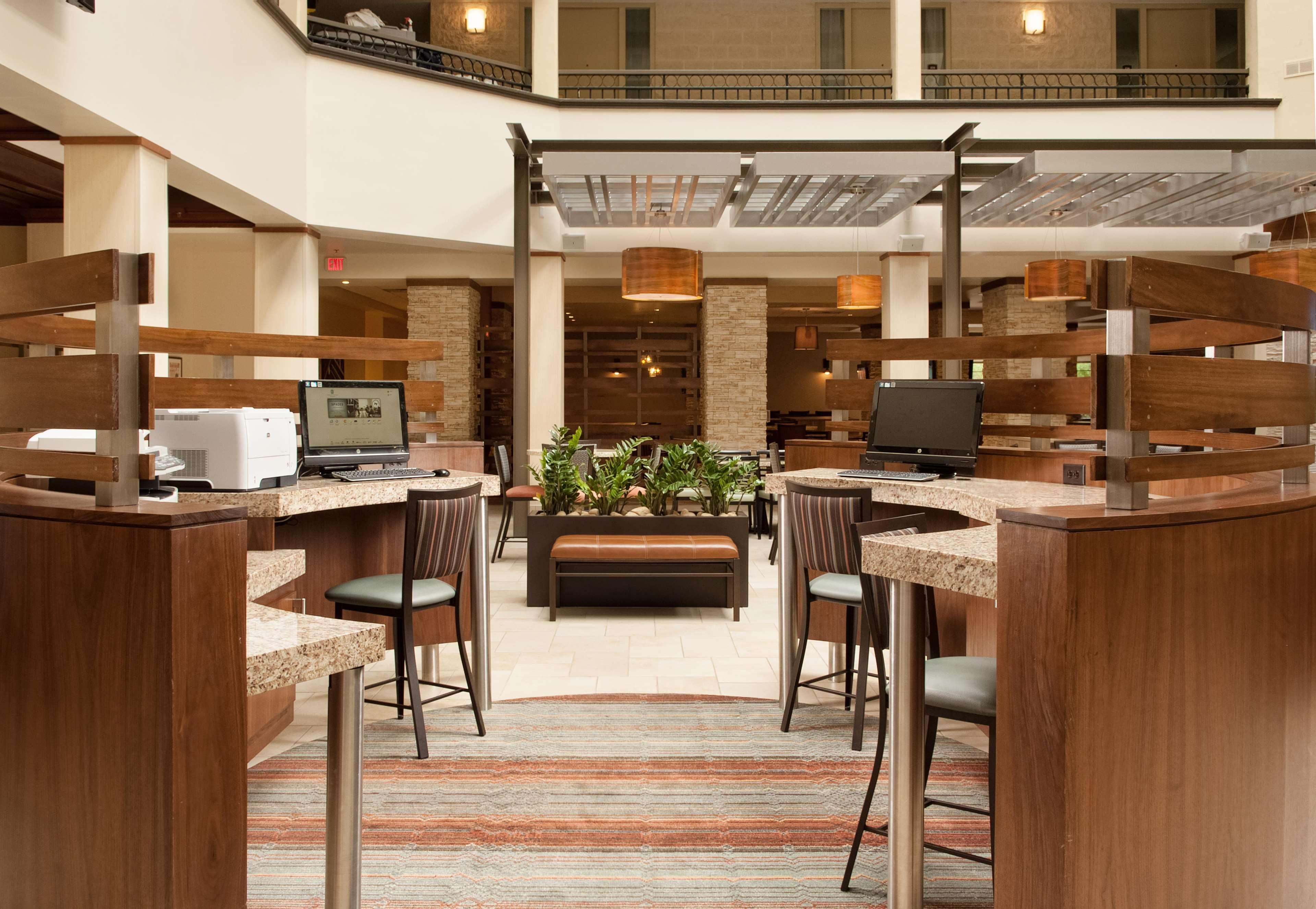 Embassy Suites By Hilton Nashville Airport Exterior foto