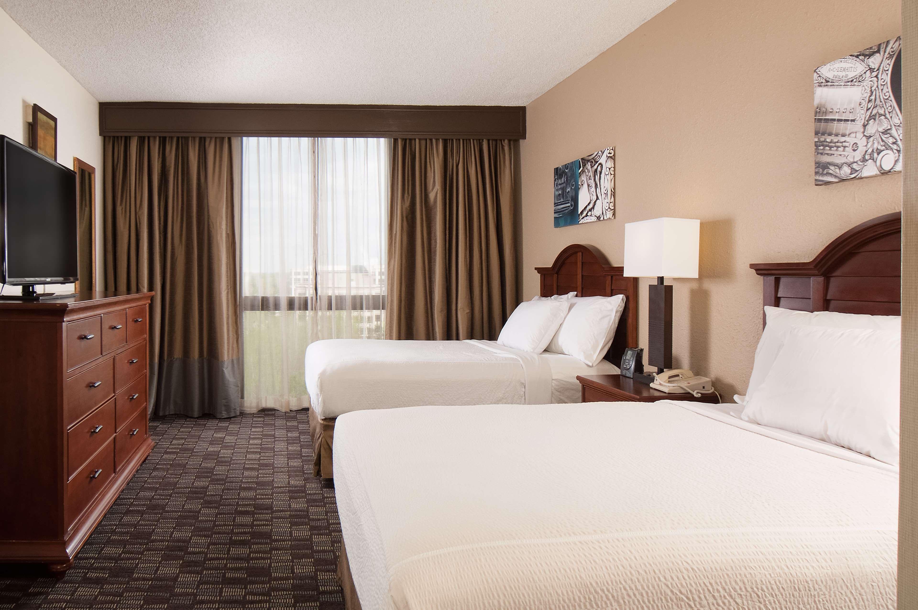 Embassy Suites By Hilton Nashville Airport Exterior foto
